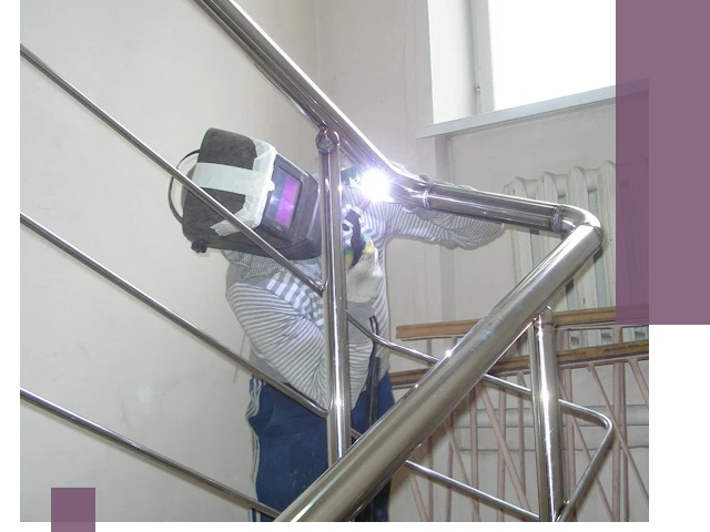 Монтаж перил и ограждений качественно в Ахтубинске