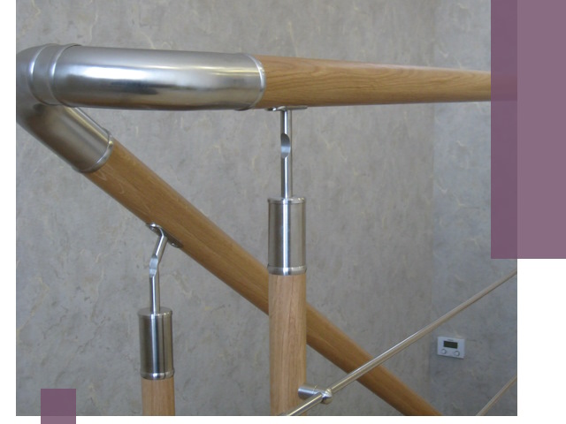 Комбинированные перила на заказ в Ахтубинске — монтаж и производство