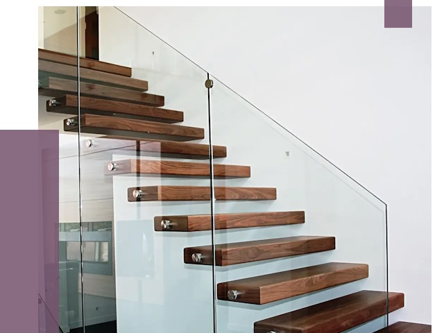 Стеклянные перила для лестницы в Ахтубинске от 15015 руб.