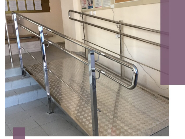 Перила для инвалидов в Ахтубинске — надежные поручни и ограждения