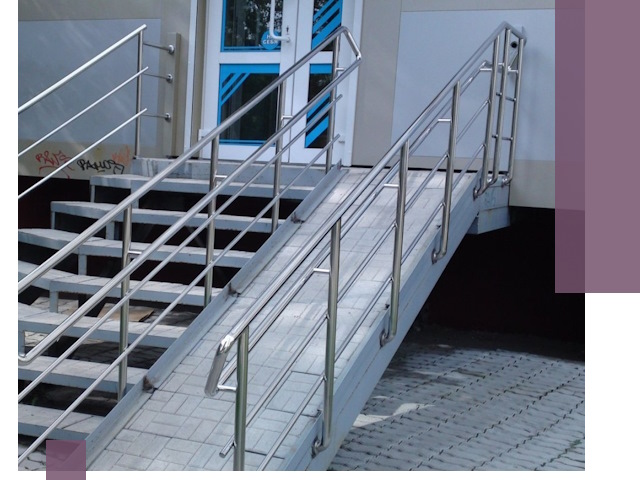 Пандус на крыльцо под ключ в Ахтубинске: монтаж и изготовление