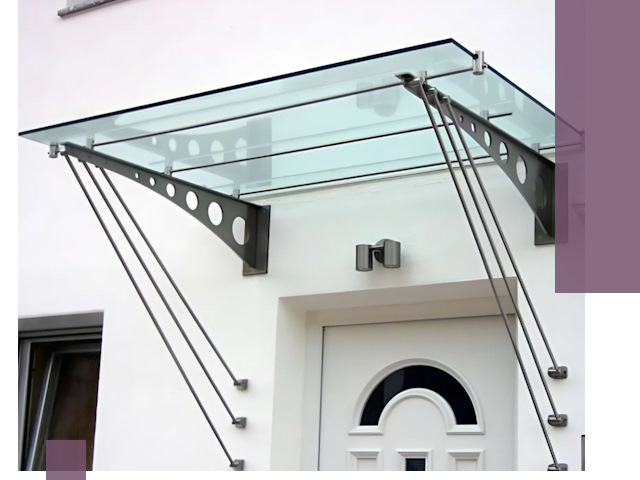 Козырьки над входом под ключ в Ахтубинске — изготовление и монтаж